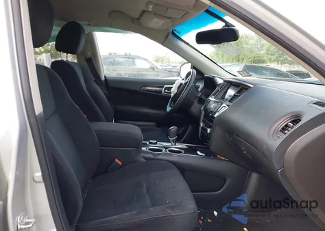 2016 Nissan Pathfinder S z USA, uszkodzony, nr VIN 5N1AR2MM4GC611186